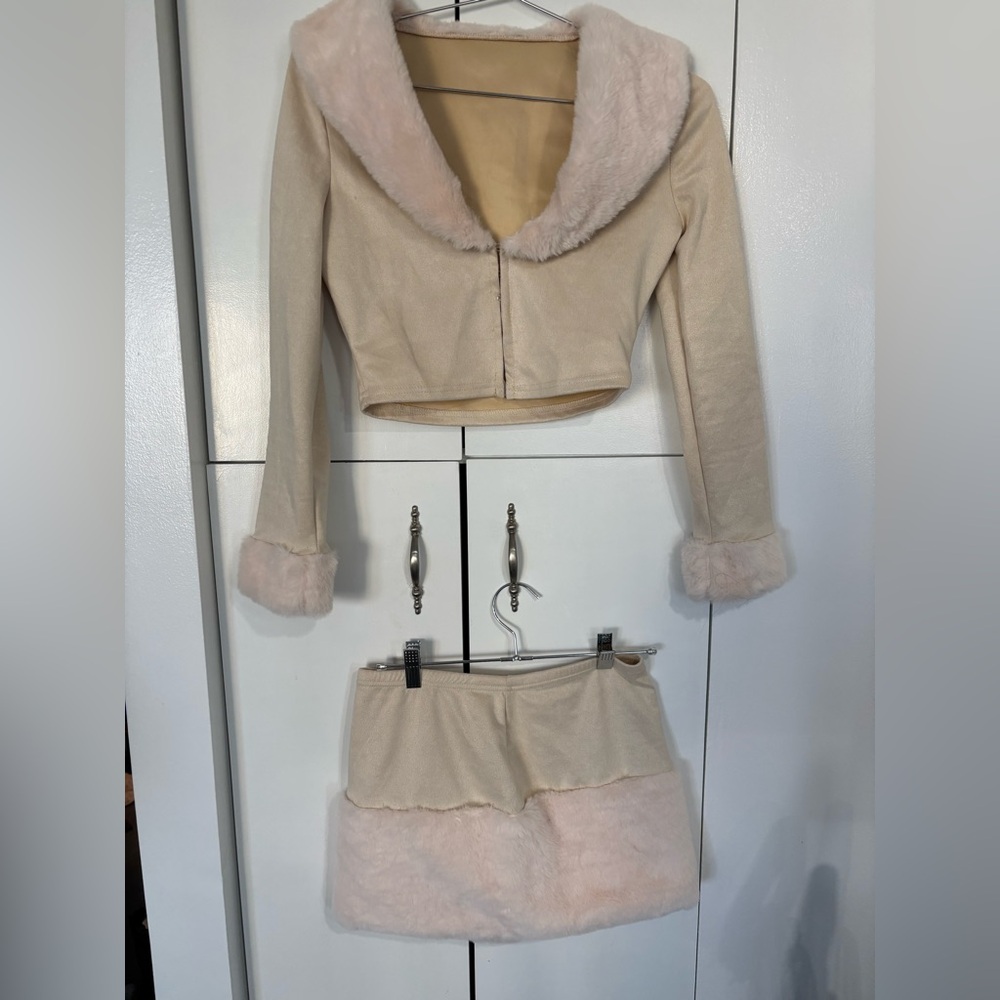 Beige Faux-Suede Cropped Jacket with Faux-Fur Trim